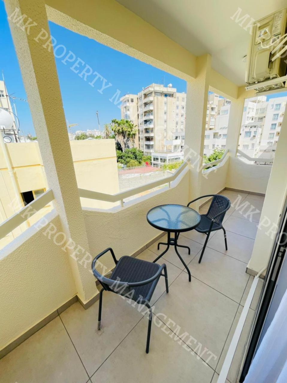 Milos City Center Apts No.34 Larnaca Eksteriør billede